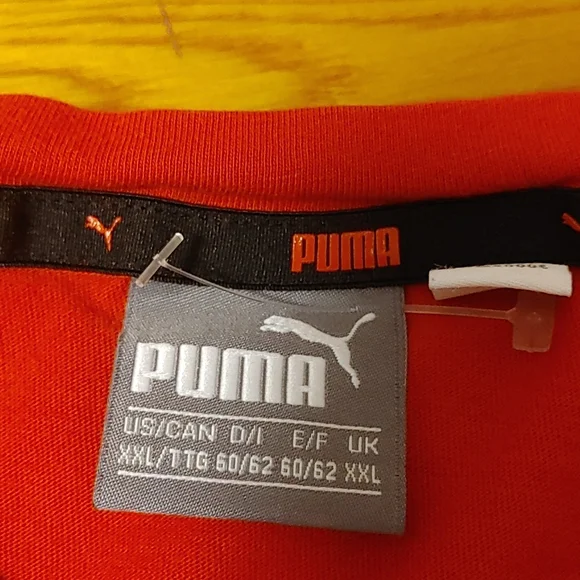 Puma tshirt - Picture 2 of 2